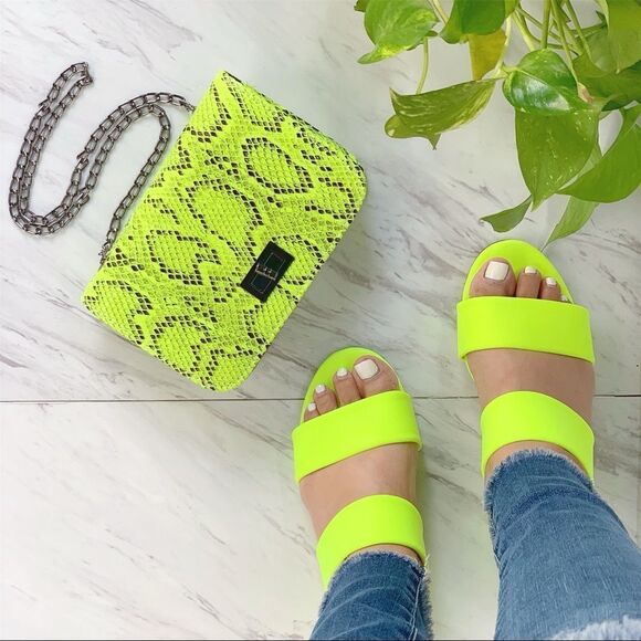 Neon Lime Small Block Heel - Picture 4 of 4